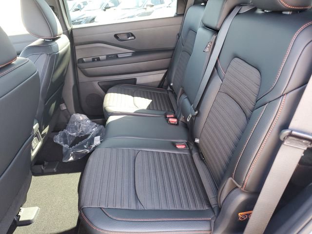New 2026 Nissan Pathfinder Rock Creek image 16