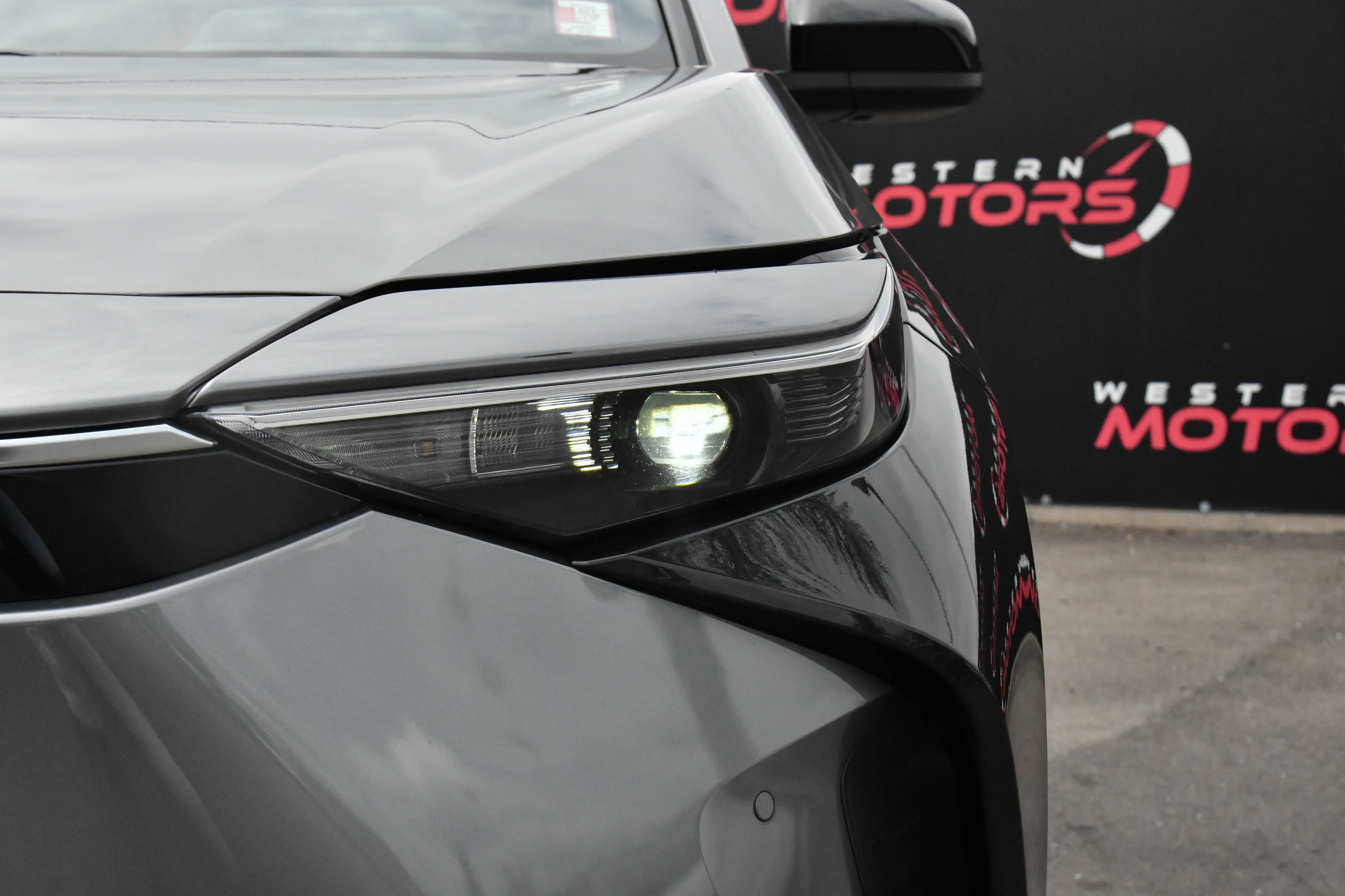 Used 2023 Toyota bZ4X FWD image 11