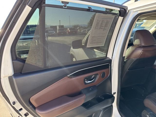 Used 2025 Honda Pilot Elite image 25