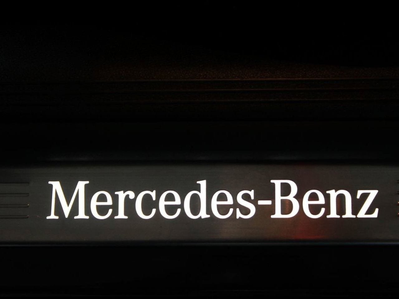 Used 2023 Mercedes-Benz E 450 4MATIC Cabriolet image 56