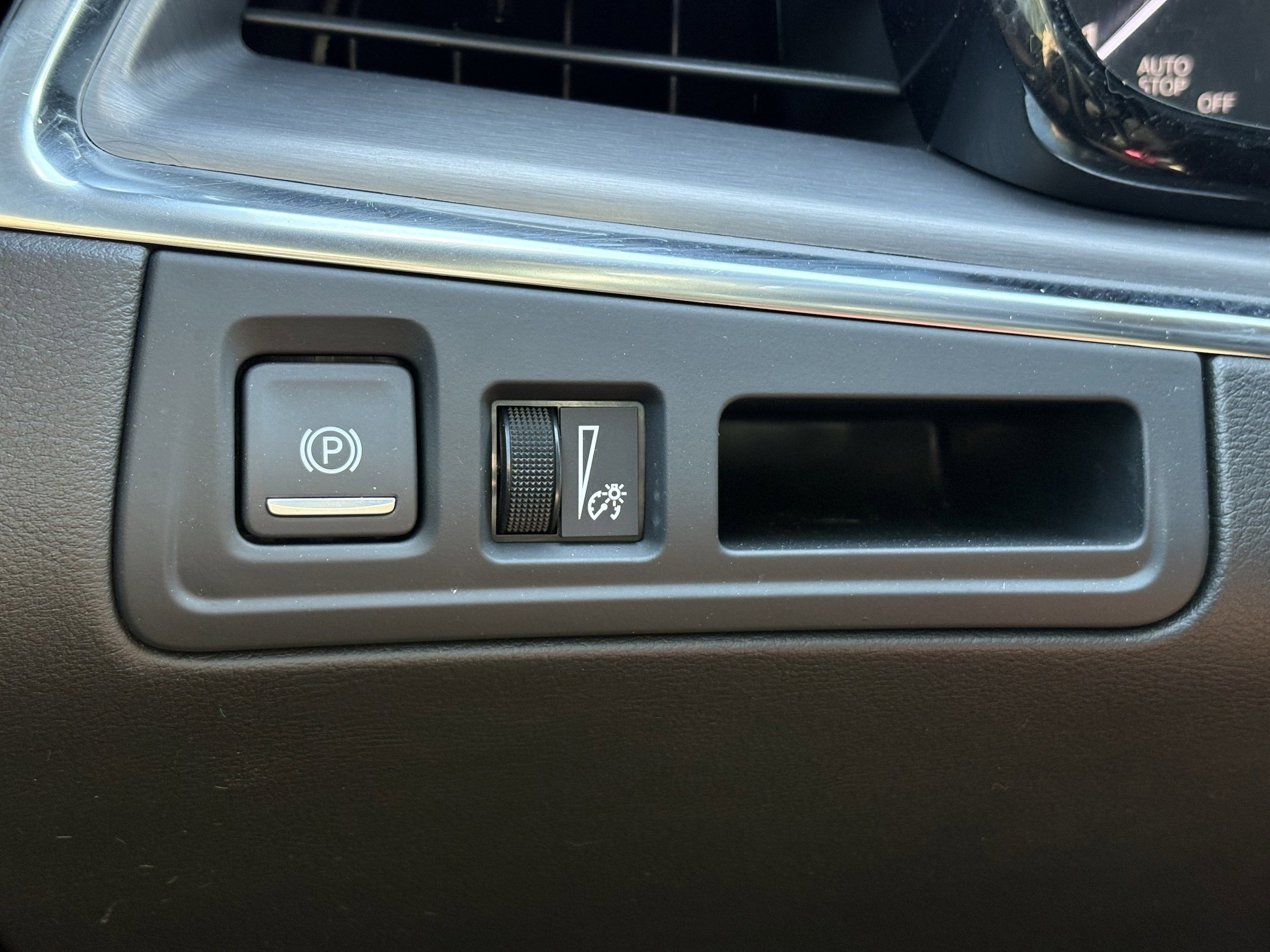 Used 2022 Cadillac XT5 Luxury FWD image 17