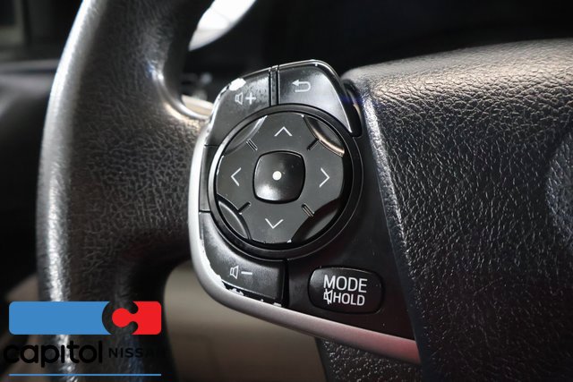 Used 2012 Toyota Camry LE FWD image 17
