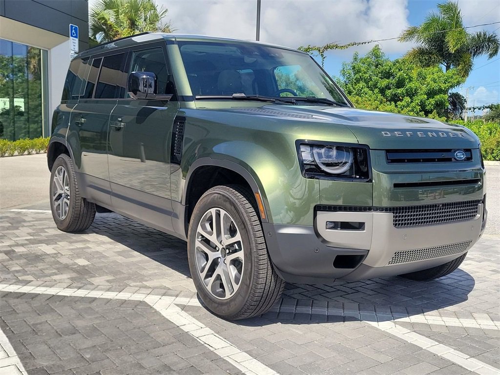 New 2026 Land Rover Defender 110 S image 7