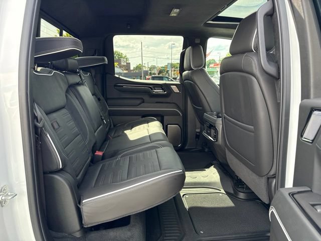Used 2025 GMC Sierra 1500 AT4X AWD/4WD image 10