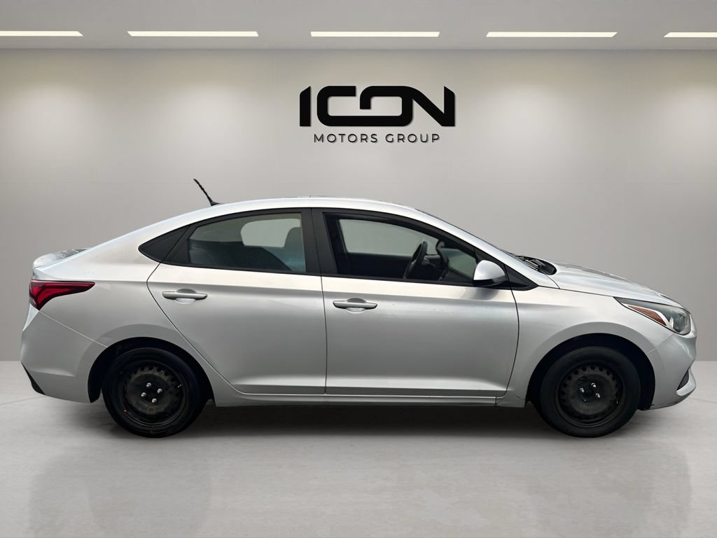 Used 2021 Hyundai Accent SE FWD image 7