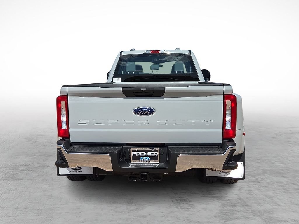 New 2026 Ford F350 XL w/ XL Chrome Package AWD/4WD image 9