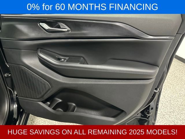 New 2025 Jeep Grand Cherokee L Altitude image 10