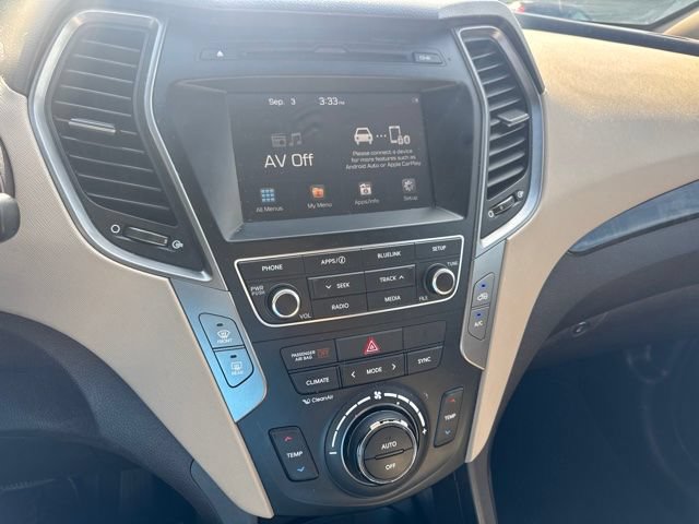 Used 2017 Hyundai Santa Fe Sport AWD/4WD image 19