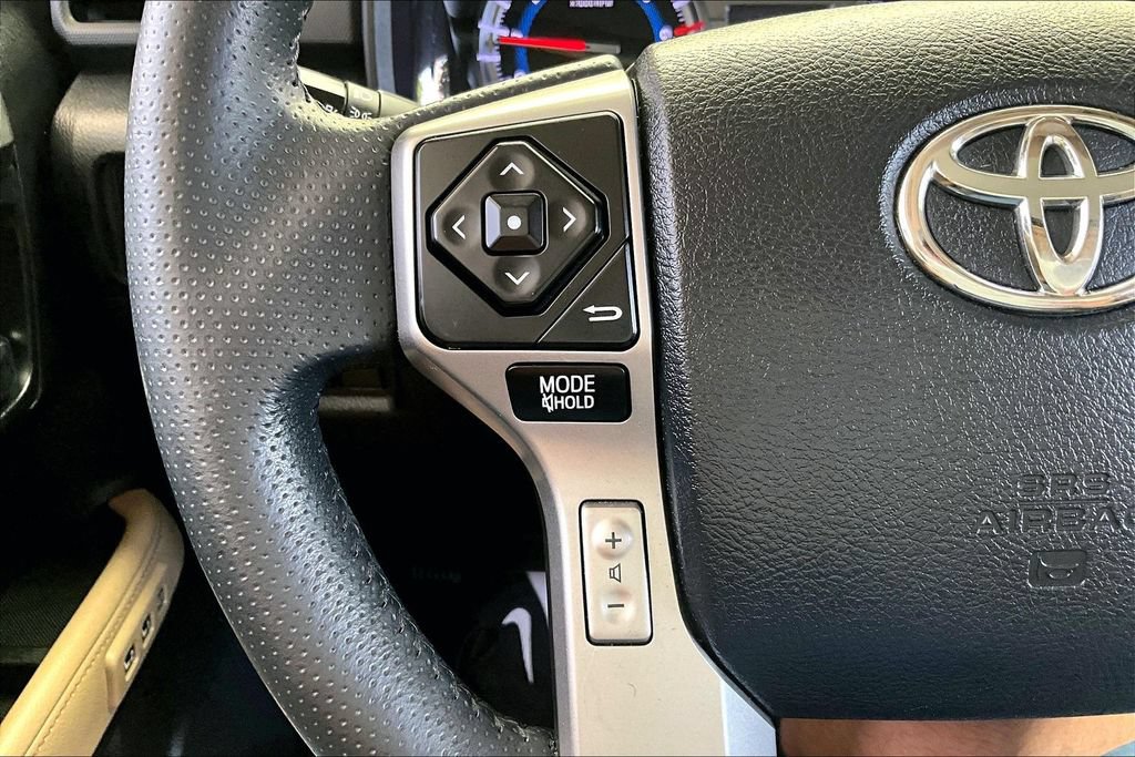 Used 2016 Toyota 4Runner Limited AWD/4WD image 14