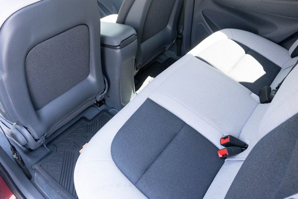 Used 2020 Chevrolet Bolt LT image 24