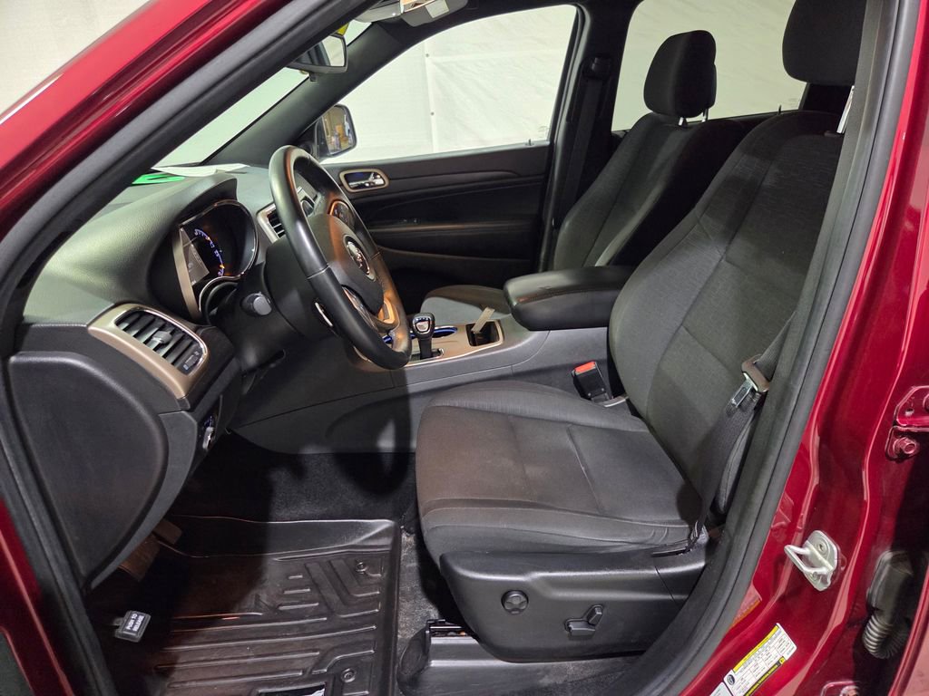 Used 2014 Jeep Grand Cherokee Laredo w/ Quick Order Package 23E AWD/4WD image 11