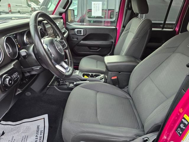 Used 2022 Jeep Wrangler Unlimited Sahara w/ Cold Weather Group image 9