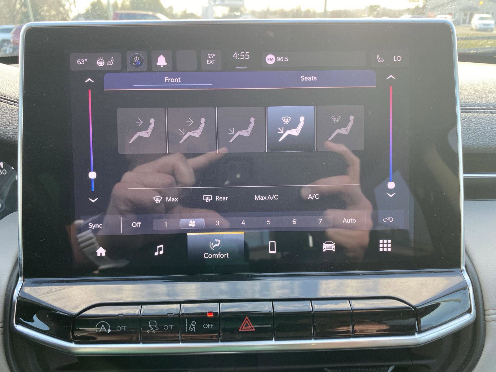 Used 2022 Jeep Compass Limited image 16