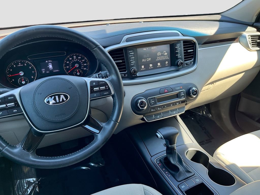 Used 2020 Kia Sorento S FWD image 28