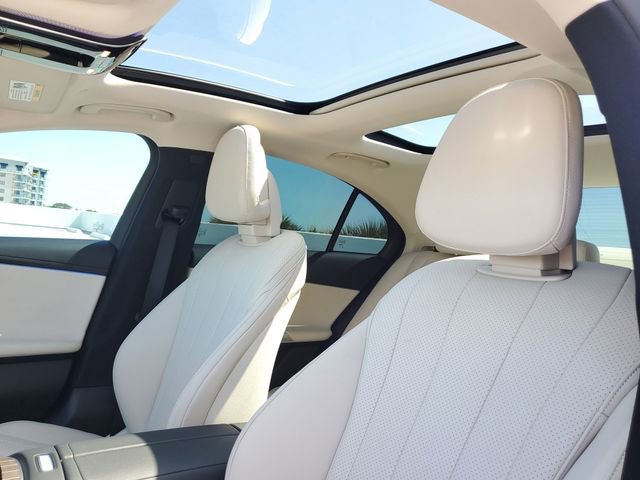 Used 2025 Mercedes-Benz E 350 4MATIC Sedan w/ Driver Assistance Package image 22