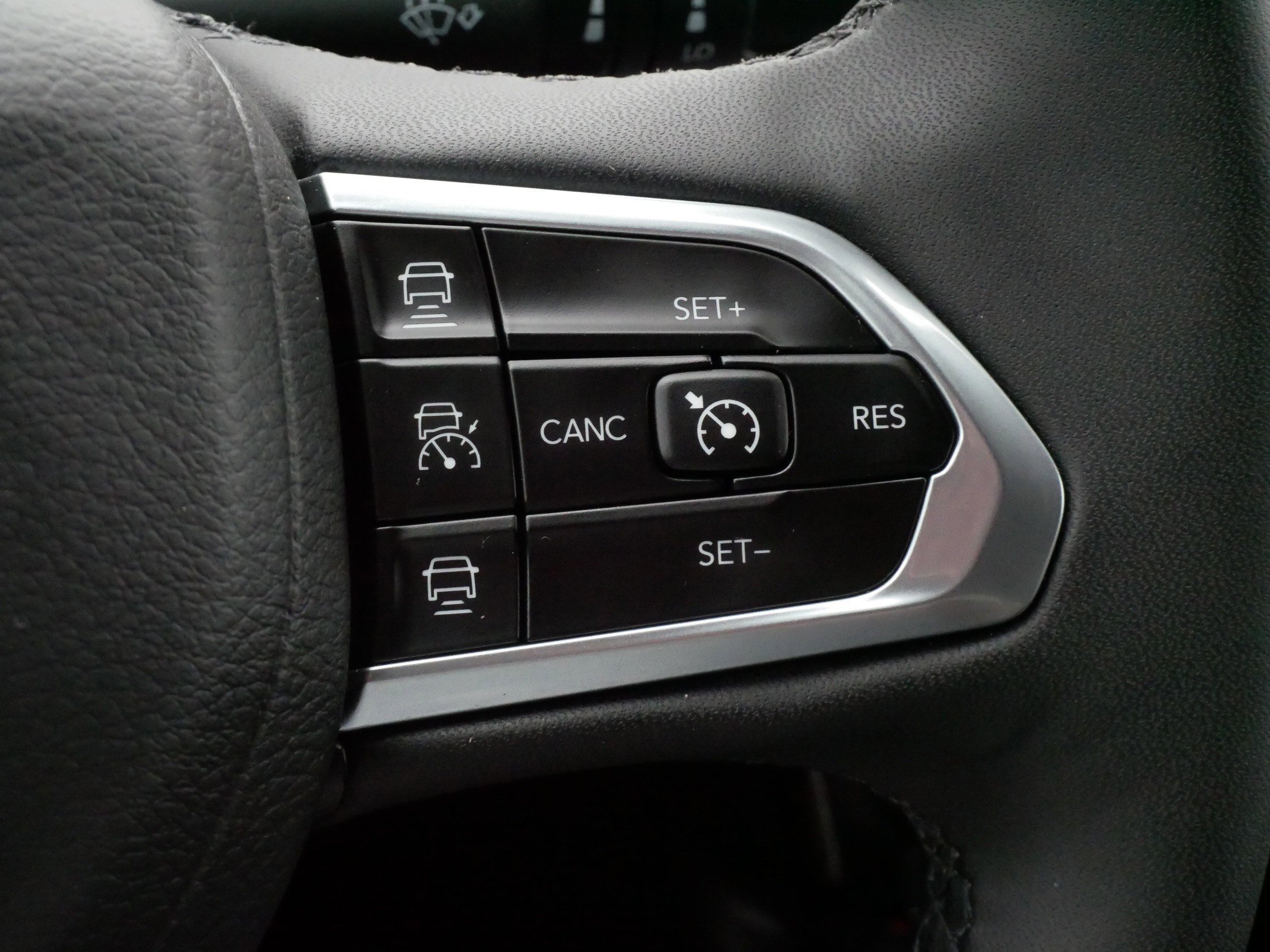 Used 2024 Jeep Compass Limited AWD/4WD image 25