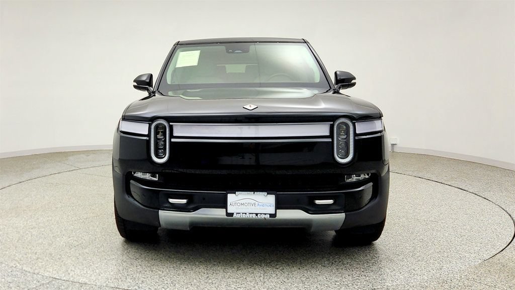 Used 2023 Rivian R1S Adventure AWD/4WD image 2
