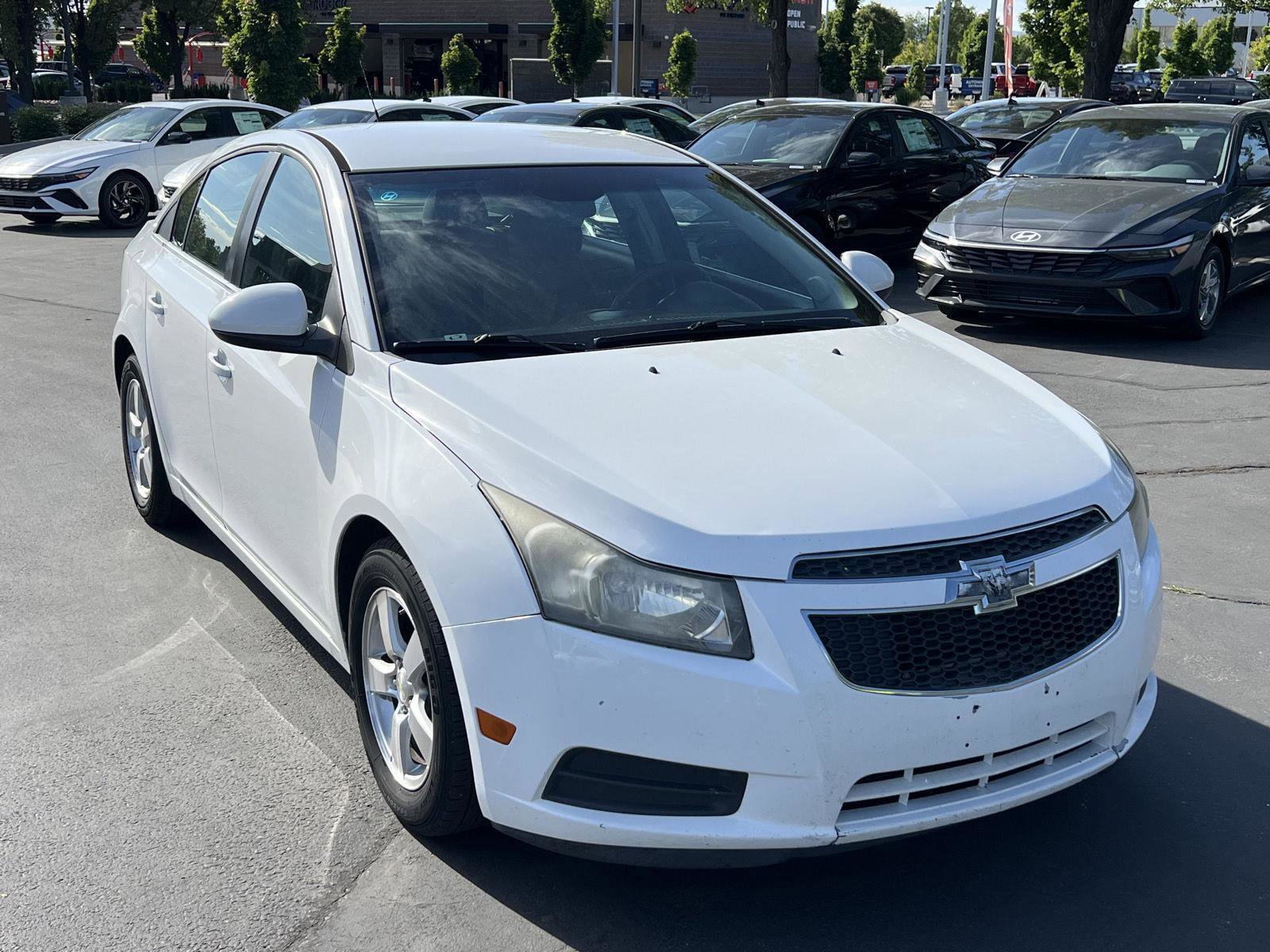 Used 2014 Chevrolet Cruze LT FWD image 4
