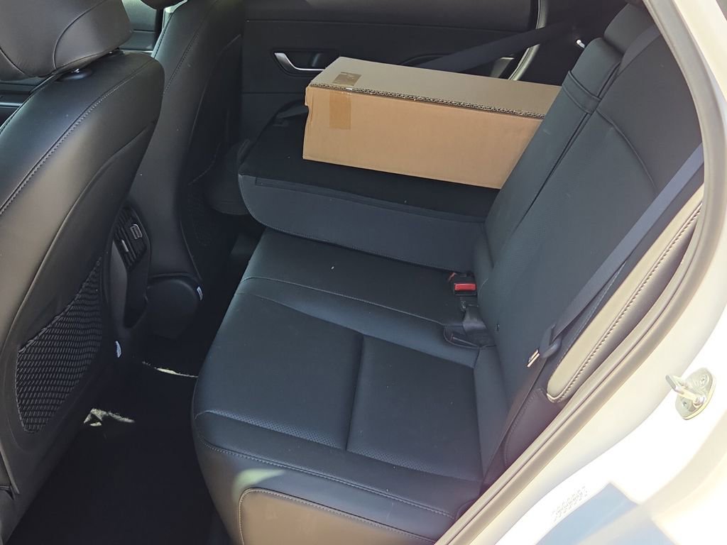 Used 2024 Hyundai Kona Limited image 13