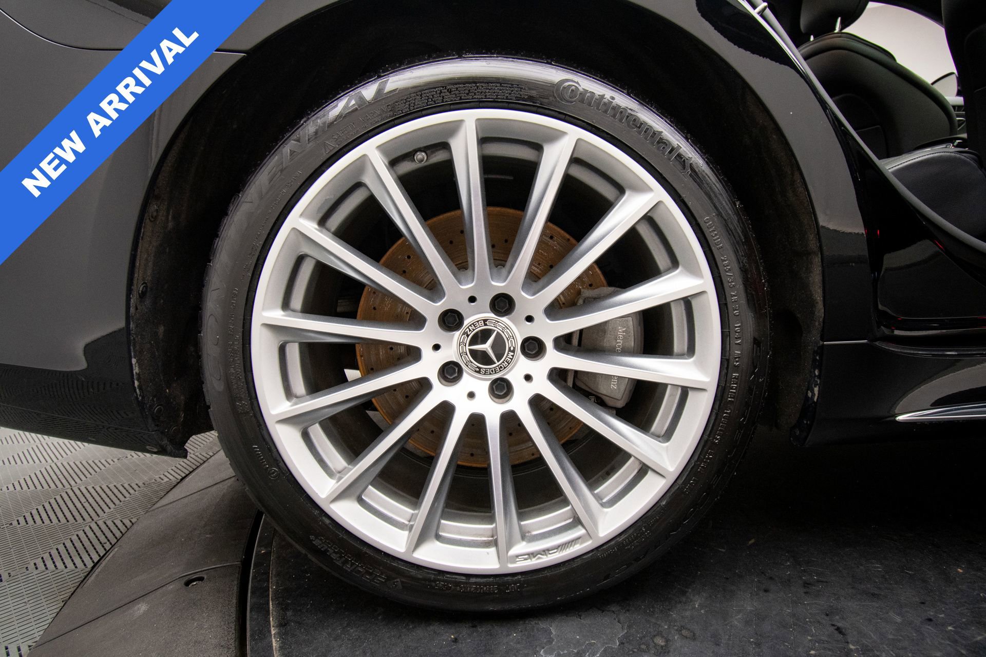 Used 2023 Mercedes-Benz S 500 4MATIC w/ AMG Line image 35