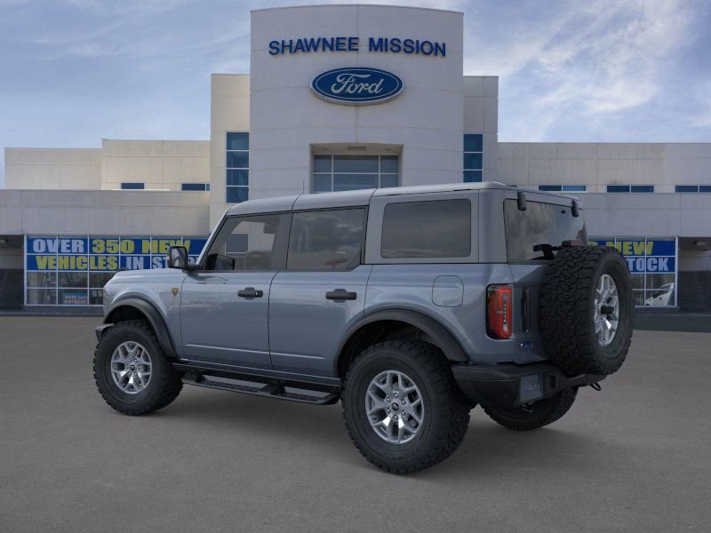 New 2025 Ford Bronco Badlands image 4