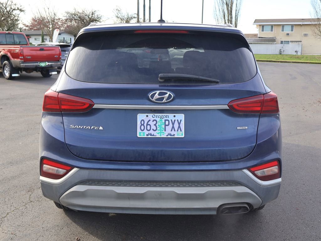 Used 2020 Hyundai Santa Fe SE image 5