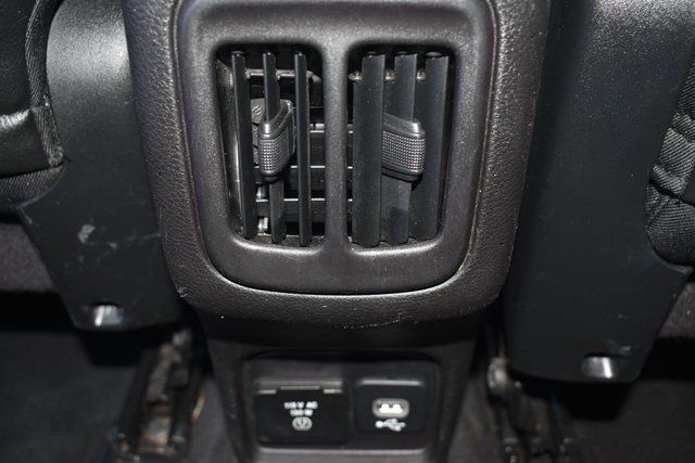 Used 2019 Jeep Compass Latitude w/ Popular Equipment Group image 33