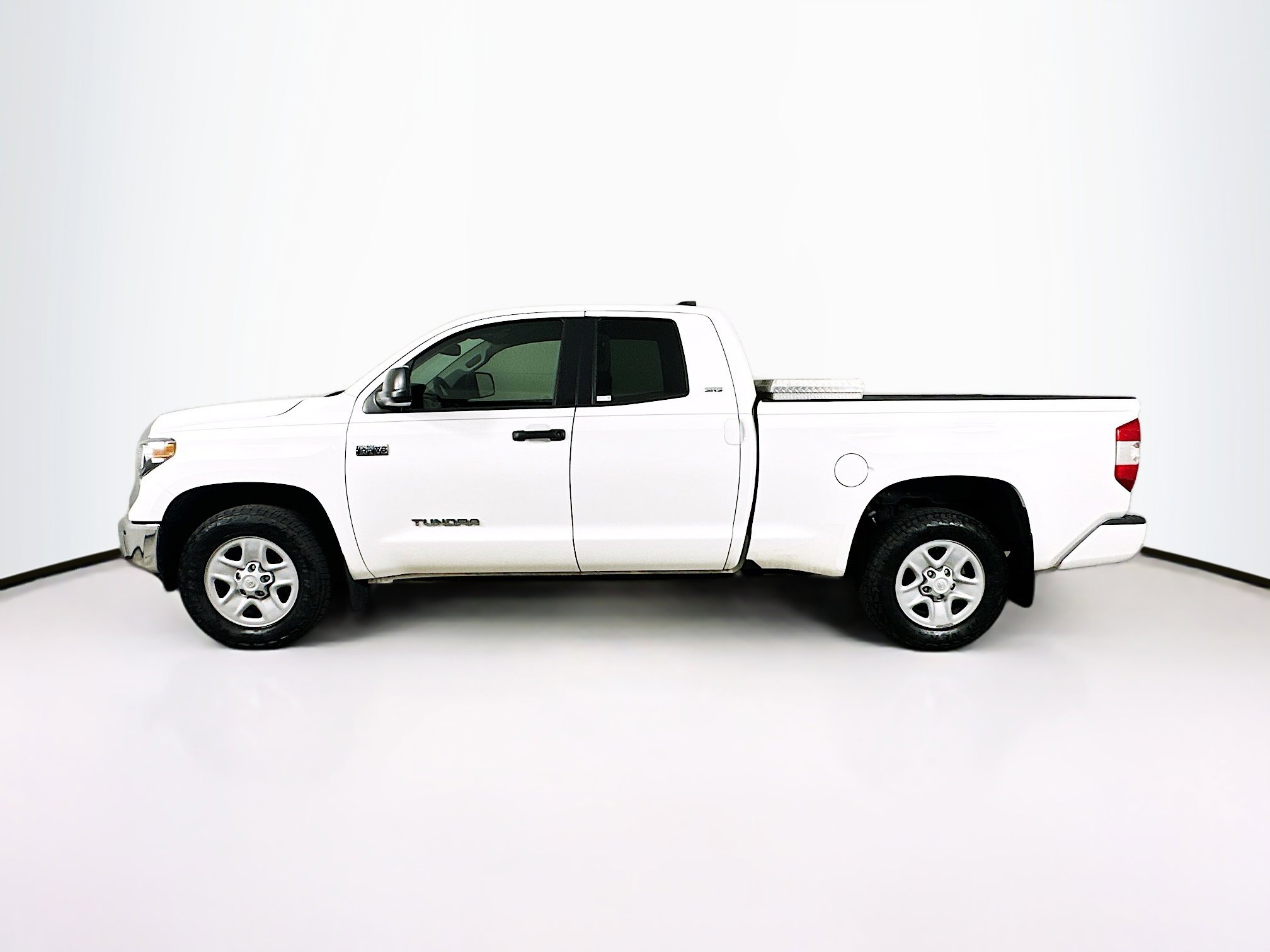 Used 2021 Toyota Tundra SR5 RWD image 4