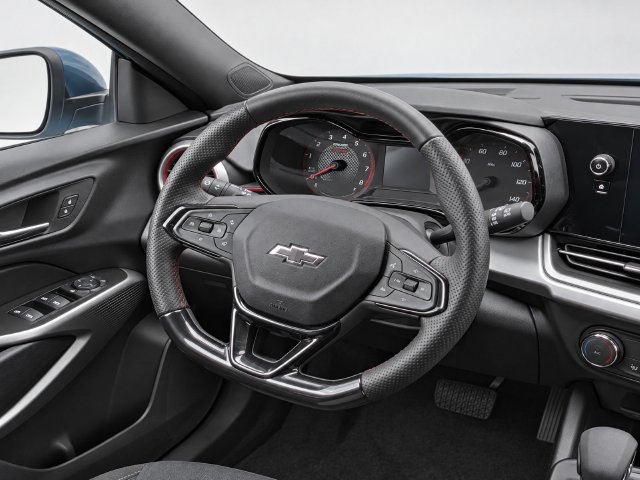 Certified 2024 Chevrolet Trax RS w/ Driver Confidence Package FWD image 19