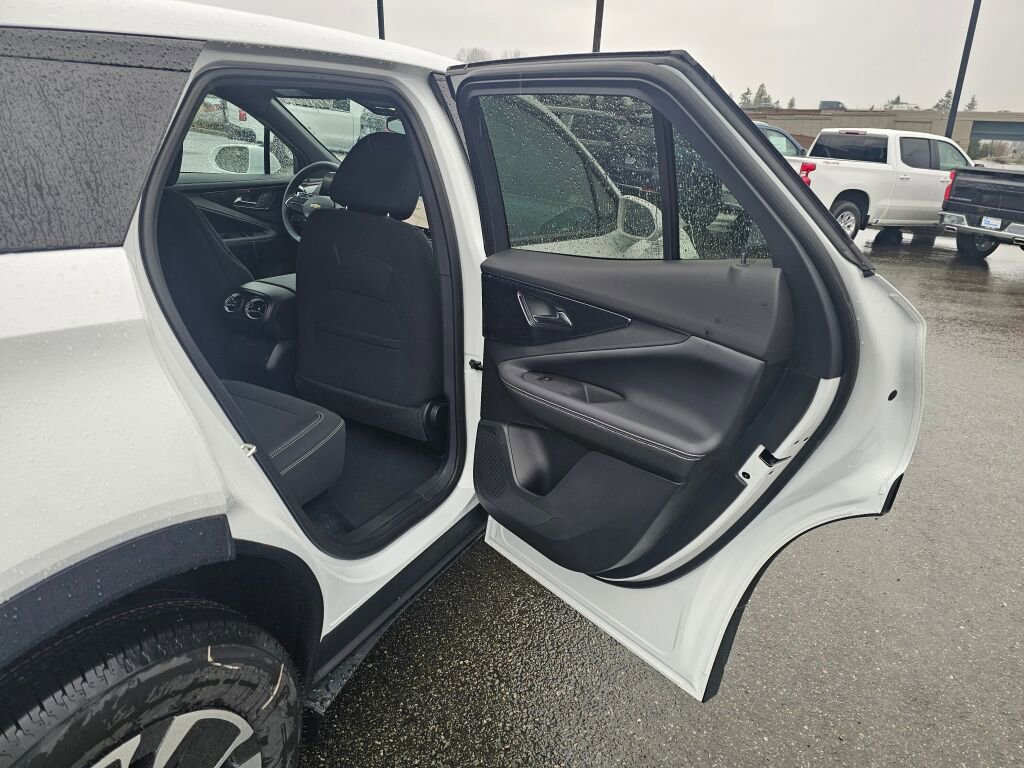 New 2026 Chevrolet Blazer EV LT image 24