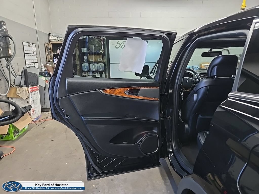 Used 2018 Lincoln MKX Reserve AWD/4WD image 39