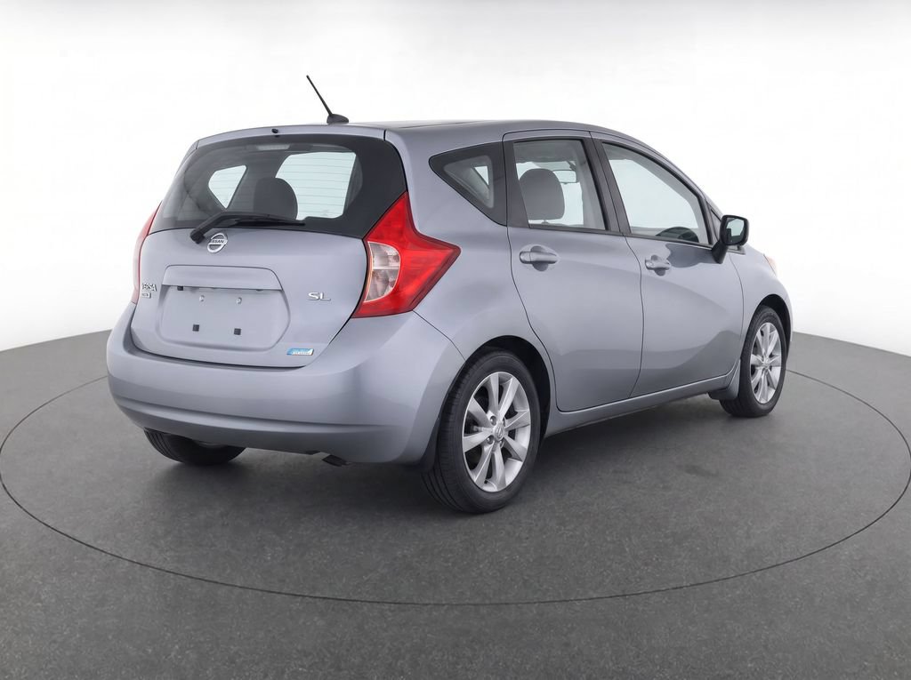 Used 2015 Nissan Versa Note w/ SL Tech Package FWD image 4