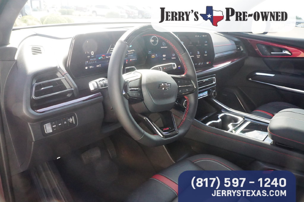Used 2025 Chevrolet Traverse RS AWD/4WD image 19