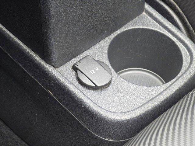 Used 2018 Volkswagen Beetle 2.0T S image 28