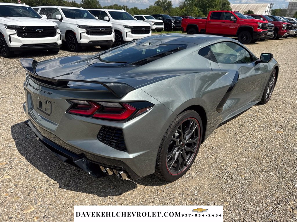 Used 2024 Chevrolet Corvette Stingray Coupe w/ Z51 Performance Package RWD image 5