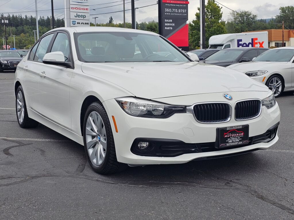 Used 2016 BMW 320i xDrive Sedan AWD/4WD image 7
