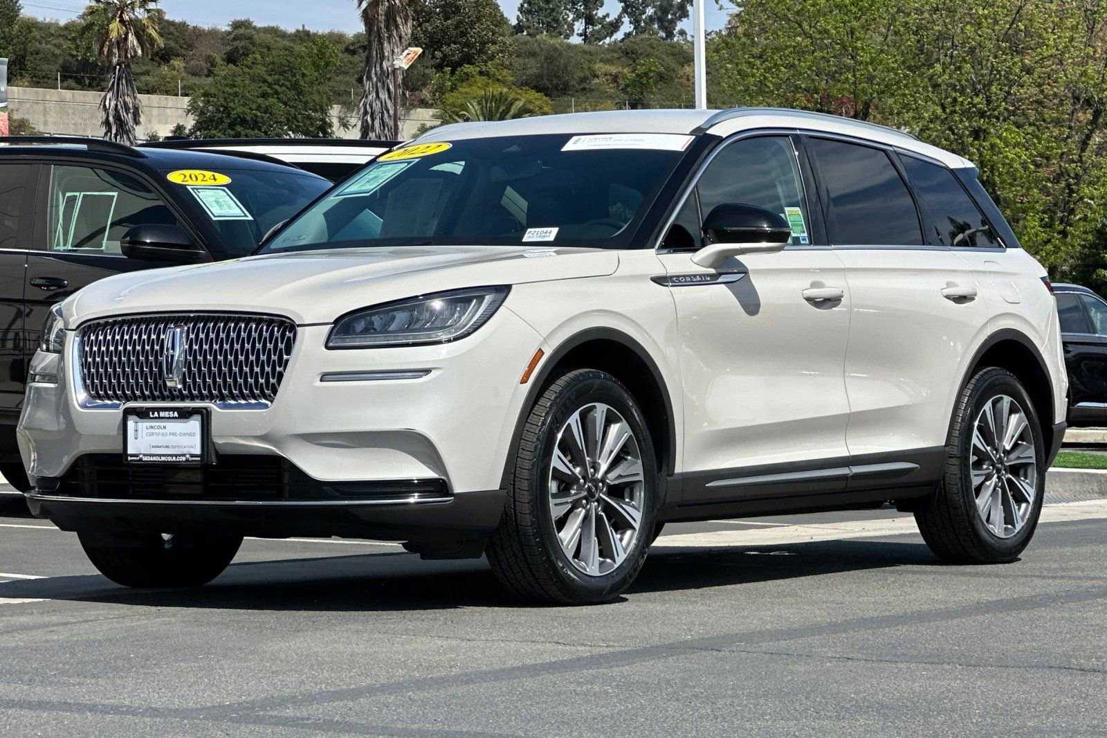 Used 2022 Lincoln Corsair Reserve FWD image 7