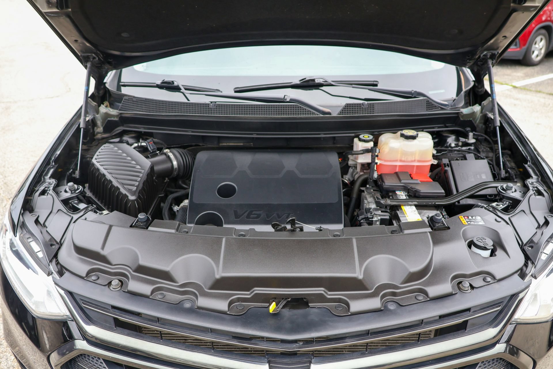 Used 2021 Chevrolet Traverse Premier w/ Redline Edition AWD/4WD image 36