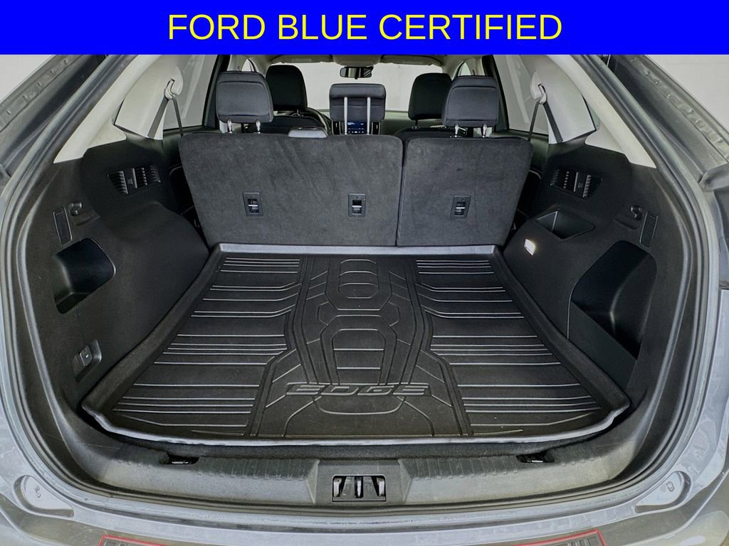 Used 2023 Ford Edge SE image 23
