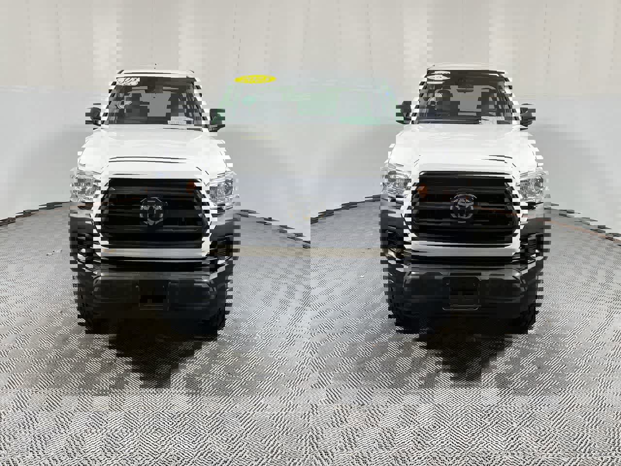 Used 2023 Toyota Tacoma SR image 3