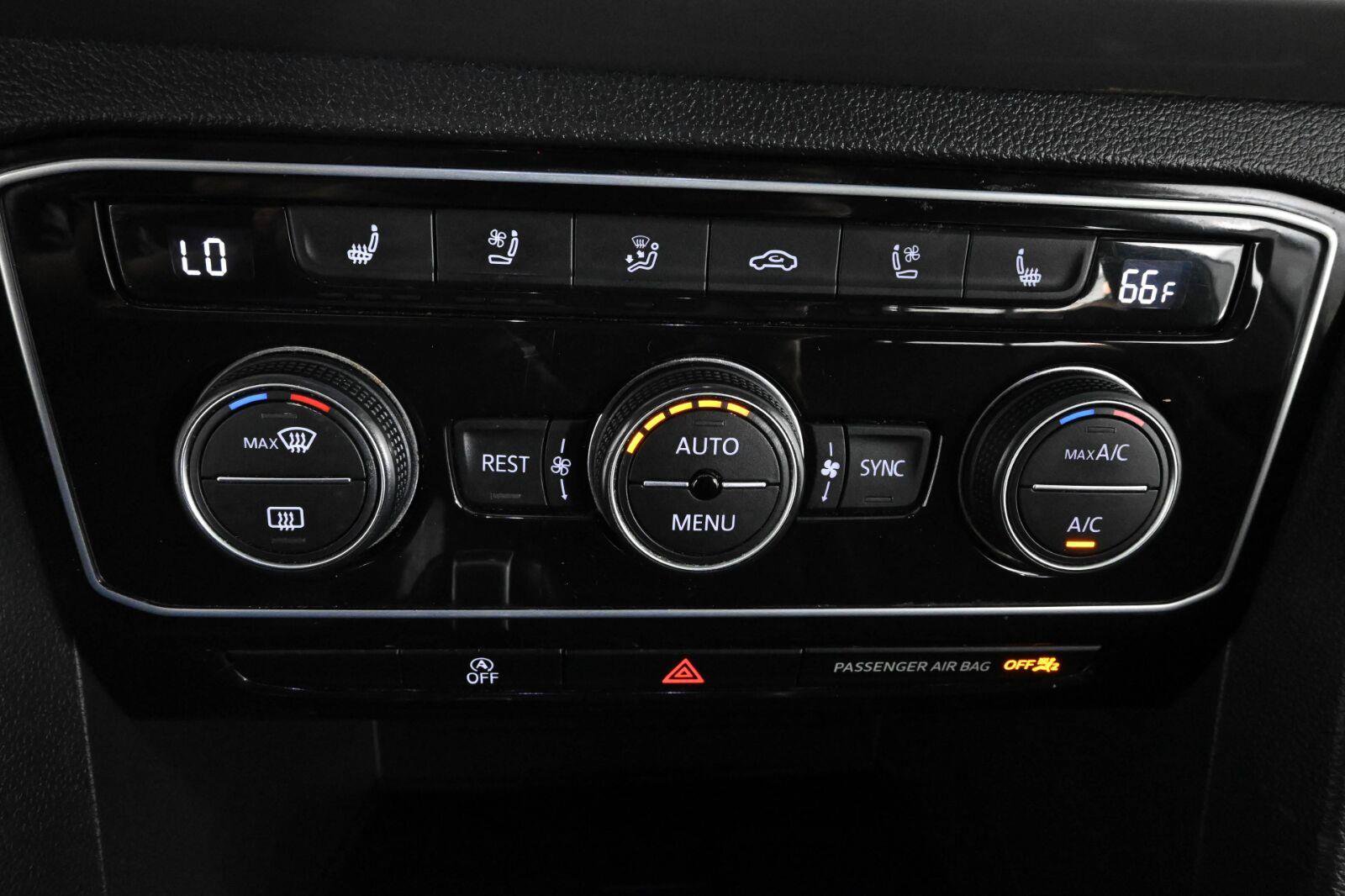 Certified 2021 Volkswagen Atlas SEL Premium AWD/4WD image 30