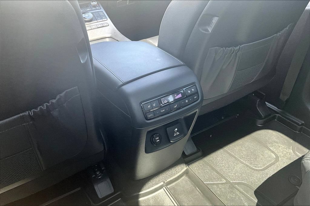 Used 2024 Hyundai Palisade Limited FWD image 25