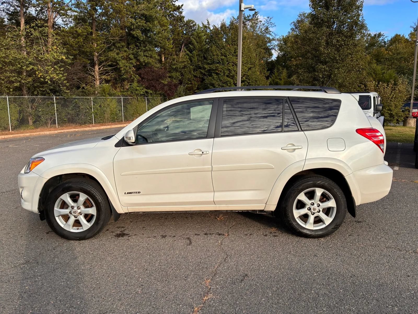 Used 2012 Toyota RAV4 Limited w/ Premium Plus Value Pkg AWD/4WD image 3