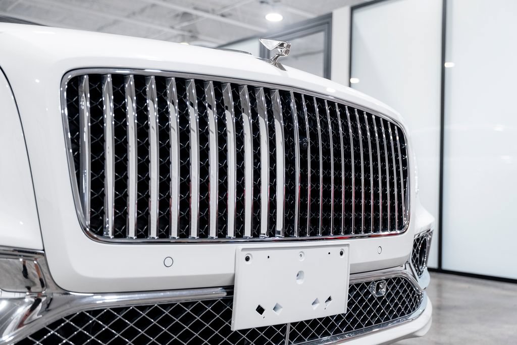 Used 2023 Bentley Flying Spur W12 AWD/4WD image 16