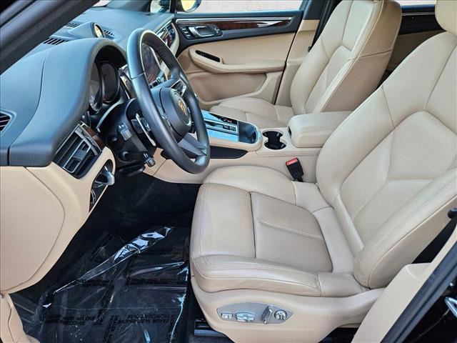 Used 2023 Porsche Macan S image 16