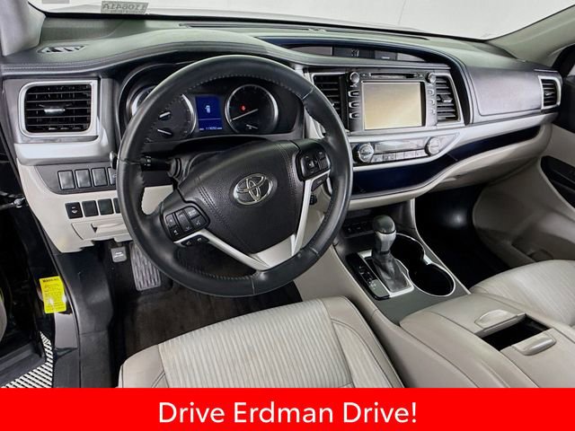 Used 2016 Toyota Highlander Plus image 7