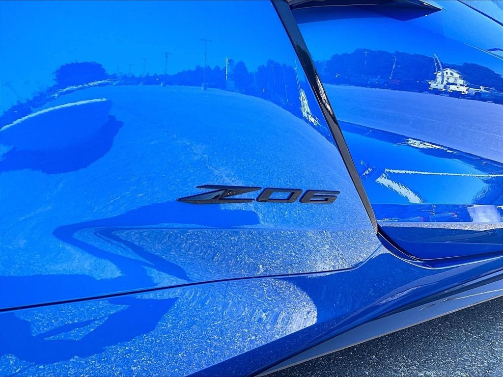 Used 2024 Chevrolet Corvette Z06 w/ Stealth Interior Trim Package RWD image 28