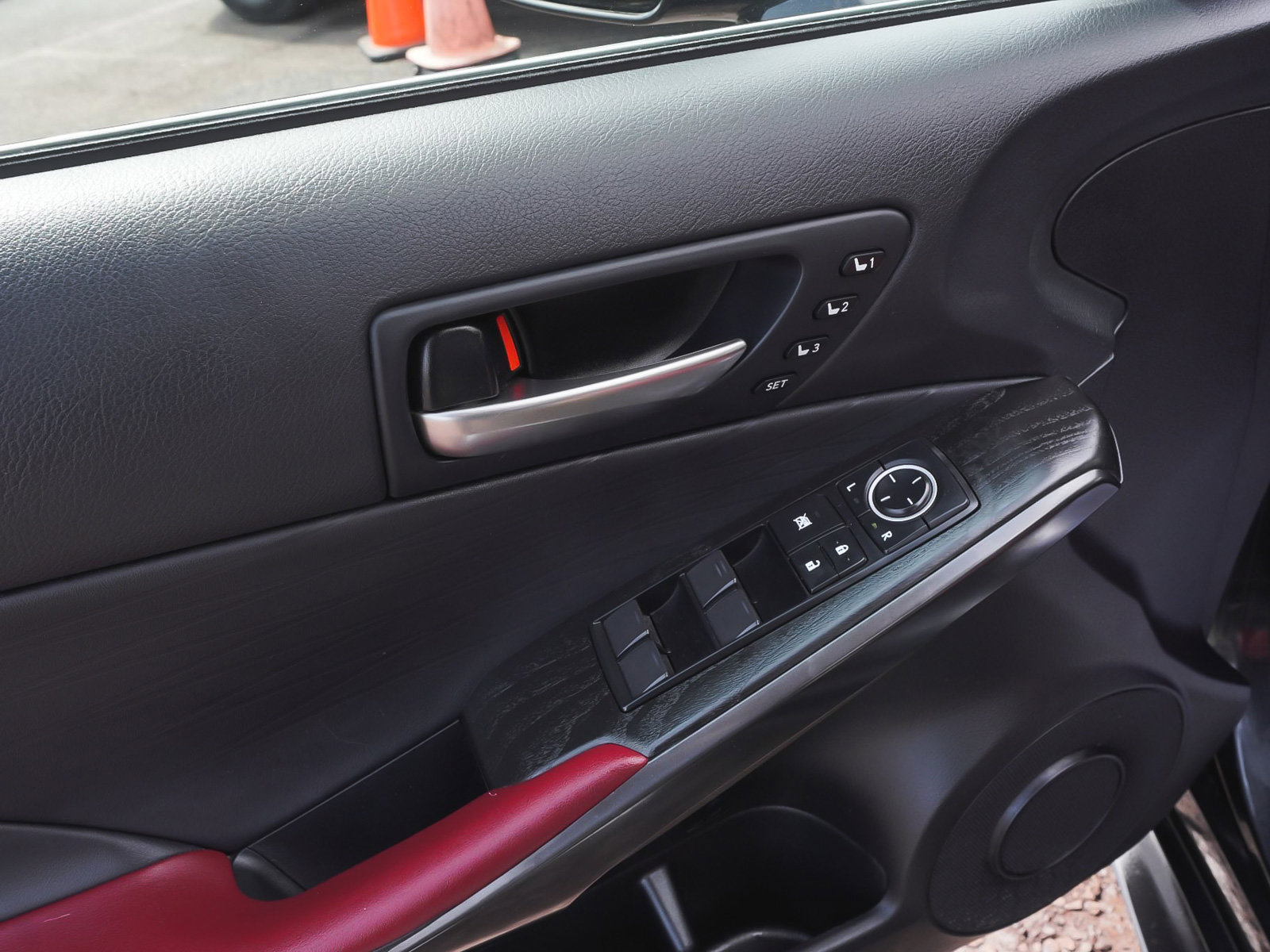 Used 2023 Lexus IS 300 AWD w/ Premium Package image 10