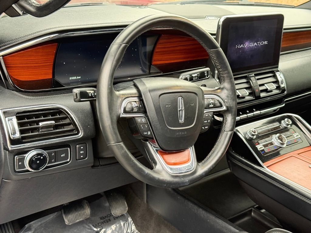 Used 2018 Lincoln Navigator Reserve w/ Technology Package image 20
