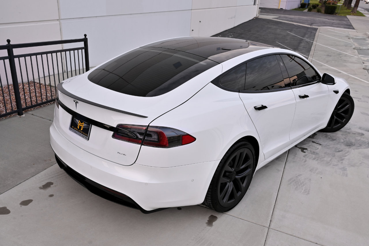Used 2022 Tesla Model S Plaid image 22